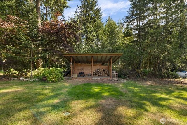 5056 SW Lake Helena Road, Port Orchard, WA 98367