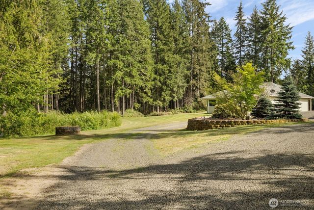 5056 SW Lake Helena Road, Port Orchard, WA 98367