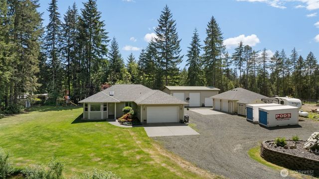 5056 SW Lake Helena Road, Port Orchard, WA 98367