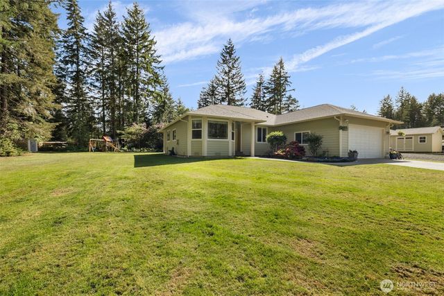 5056 SW Lake Helena Road, Port Orchard, WA 98367