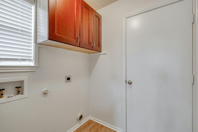 104 Pinnacle DR, Georgetown, TX 78626