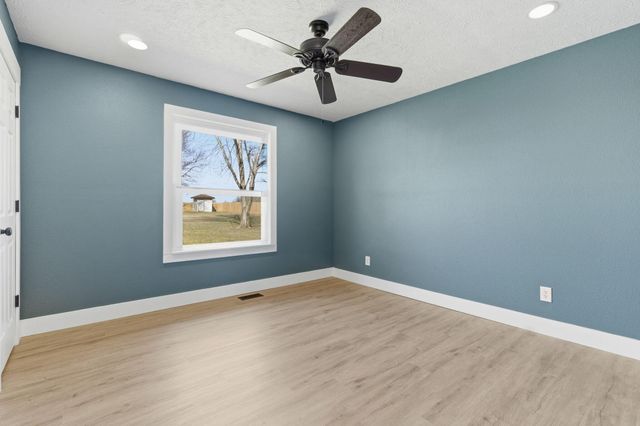 721 Lone Hickory Road, Ozark, MO 65721