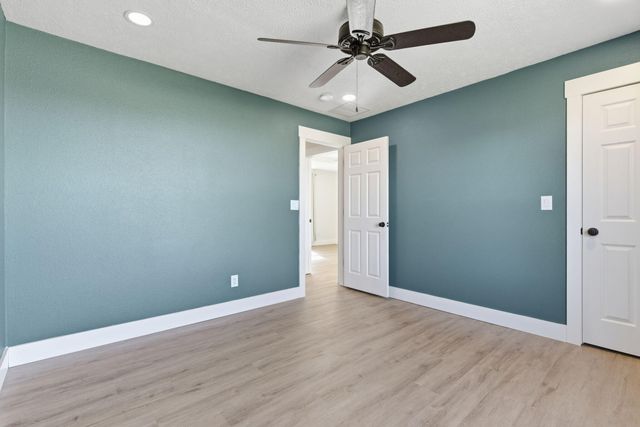 721 Lone Hickory Road, Ozark, MO 65721