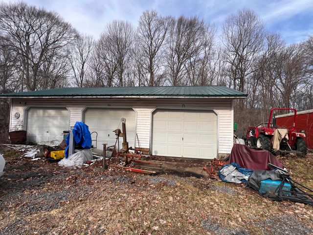 9756 N 500 E, La Porte, IN 46350