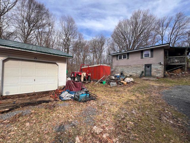 9756 N 500 E, La Porte, IN 46350