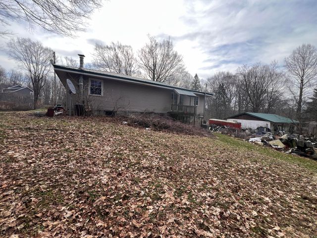 9756 N 500 E, La Porte, IN 46350