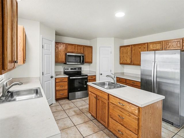 1736 DUNN COVE DRIVE, Apopka, FL 32703