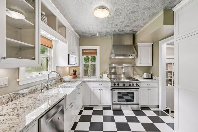 4127 Washburn Avenue N, Minneapolis, MN 55412