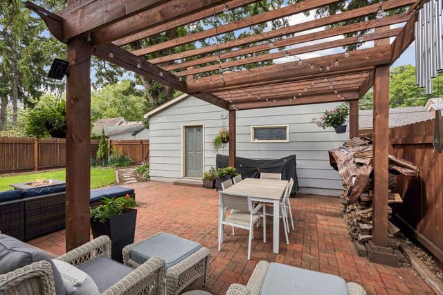 4127 Washburn Avenue N, Minneapolis, MN 55412