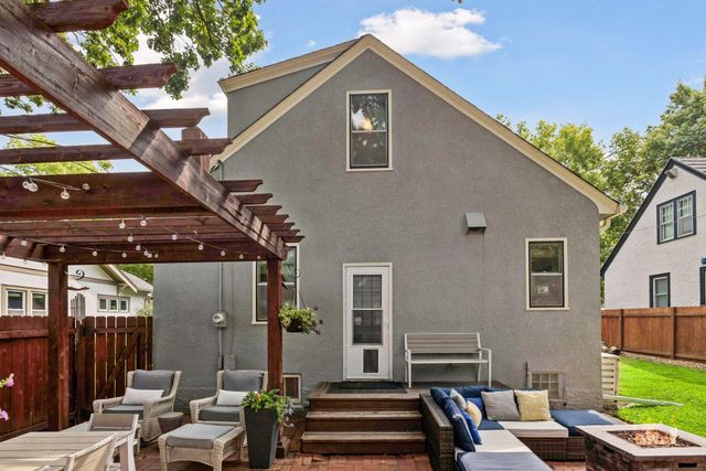 4127 Washburn Avenue N, Minneapolis, MN 55412