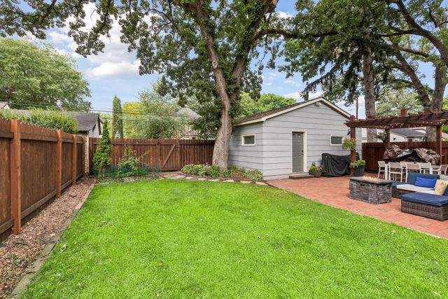 4127 Washburn Avenue N, Minneapolis, MN 55412