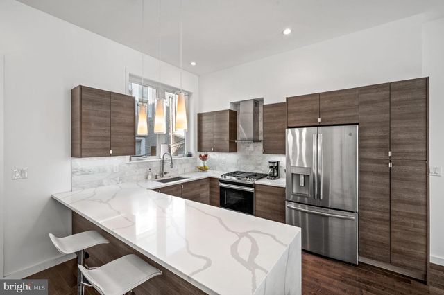 1322 S DORRANCE ST, Philadelphia, PA 19146