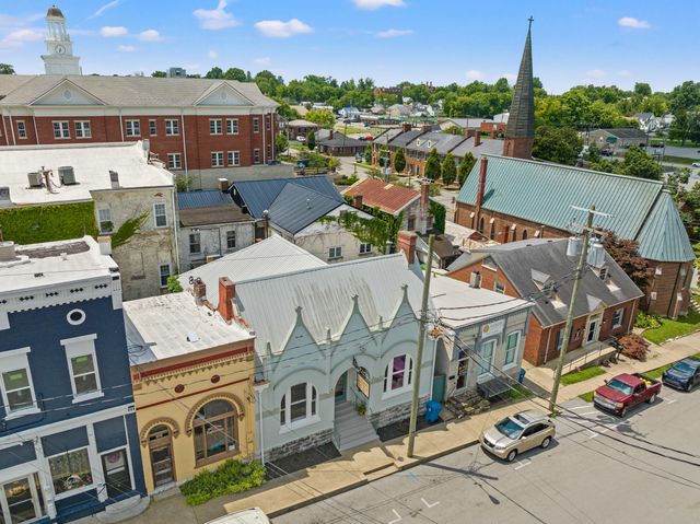 110 W Poplar Street, Harrodsburg, KY 40330