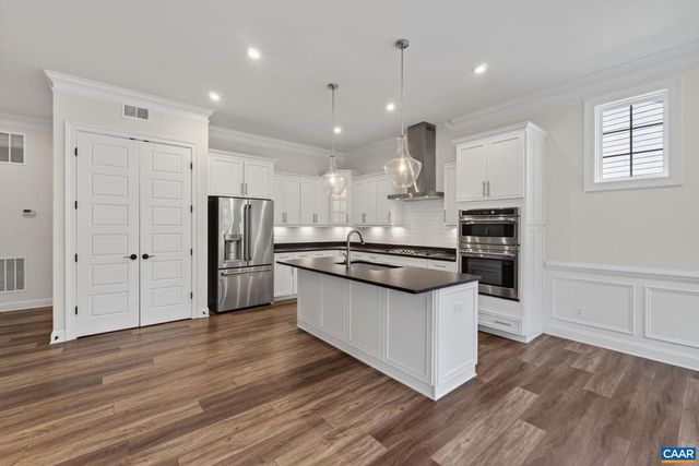 542 DRUMIN RD, Keswick, VA 22947