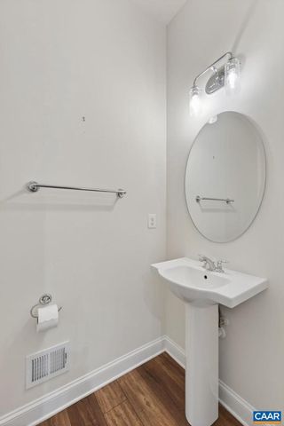 542 DRUMIN RD, Keswick, VA 22947