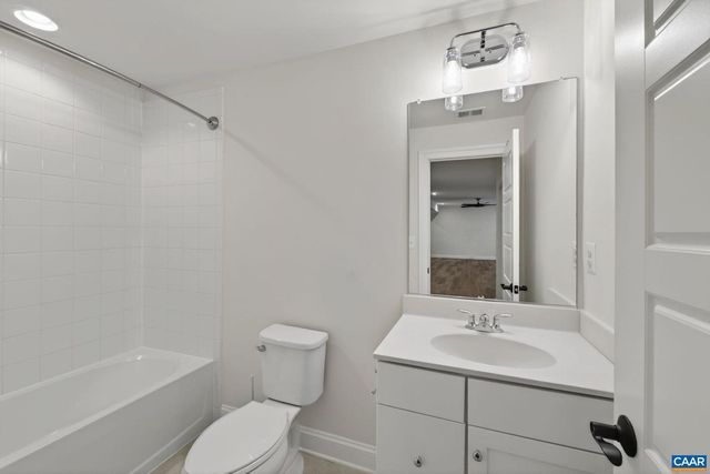 542 DRUMIN RD, Keswick, VA 22947