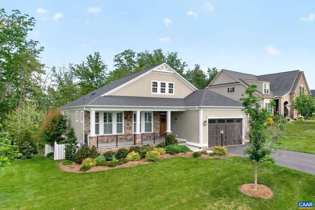 542 DRUMIN RD, Keswick, VA 22947