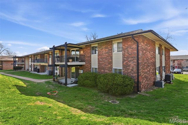 9965 Bunker Hill Drive C, Unincorporated, MO 63123