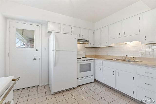 9965 Bunker Hill Drive C, Unincorporated, MO 63123