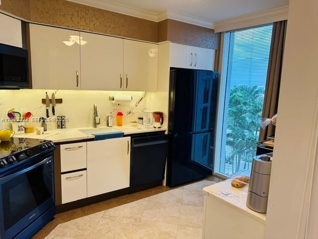 18911 Collins Avenue 604, Sunny Isles Beach, FL 33160