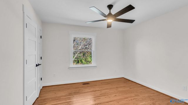 212 Nottingham Drive, Gadsden, AL 35904