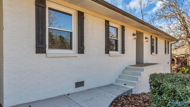 212 Nottingham Drive, Gadsden, AL 35904