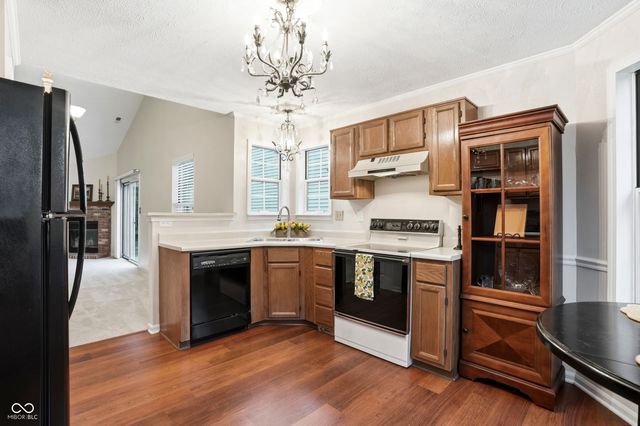 9652 Pine Ridge East Drive, Fishers, IN 46038