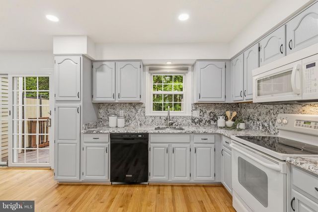 12418 EDEN LN, Woodbridge, VA 22192