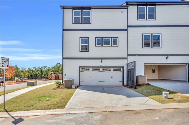 423 Lincoln Street, Woodstock, GA 30188