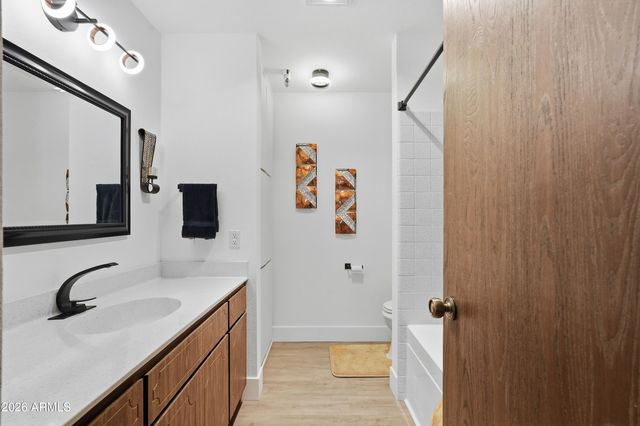 515 S PARKCREST -- 517, Mesa, AZ 85206