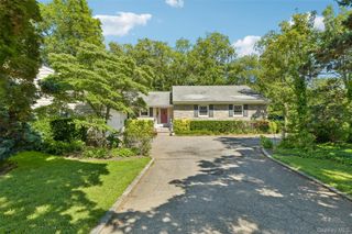 171 Rockaway Avenue, Garden City, NY 11530