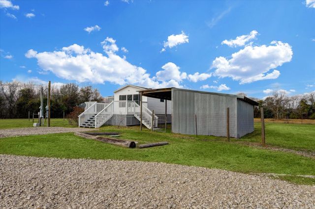 5806 S Highway 35, Alvin, TX 77511