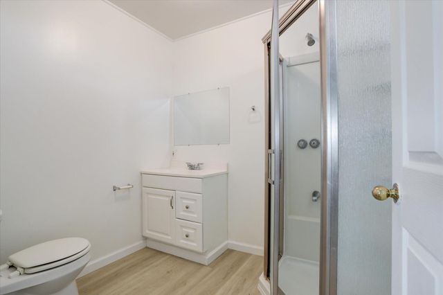 5806 S Highway 35, Alvin, TX 77511