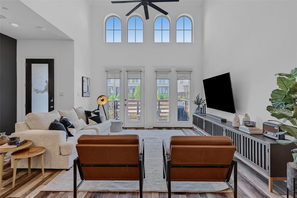 421 Blue Creek Cove, Mckinney, TX 75071