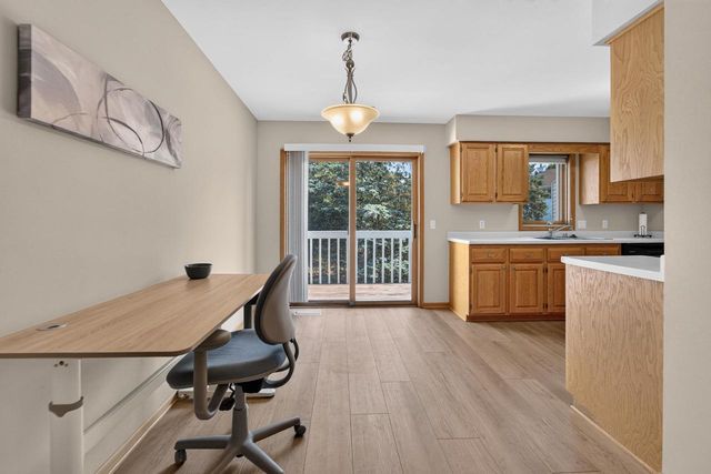 3222 Dorchester Way, Madison, WI 53719