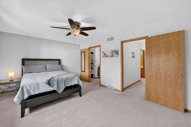 3222 Dorchester Way, Madison, WI 53719