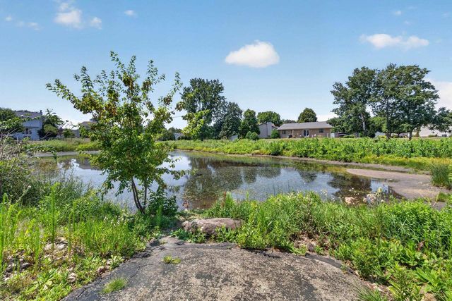 3222 Dorchester Way, Madison, WI 53719
