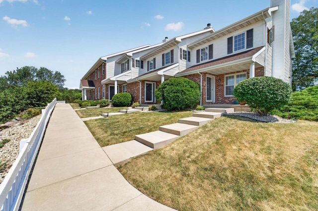 3222 Dorchester Way, Madison, WI 53719