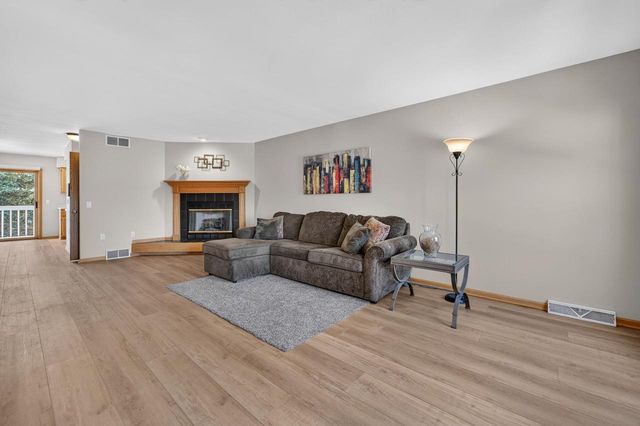 3222 Dorchester Way, Madison, WI 53719