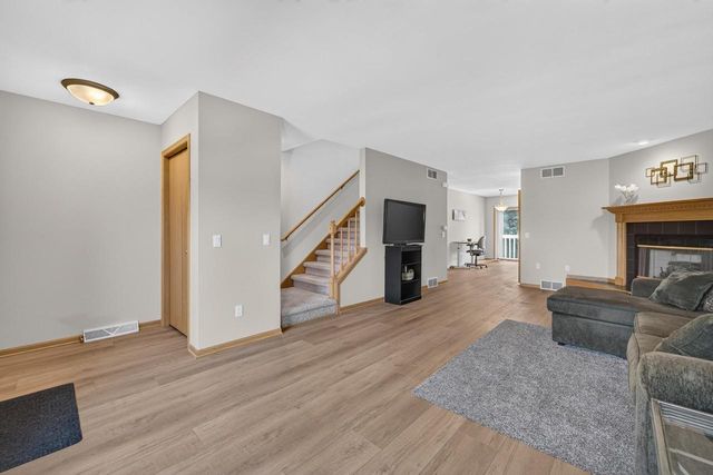 3222 Dorchester Way, Madison, WI 53719