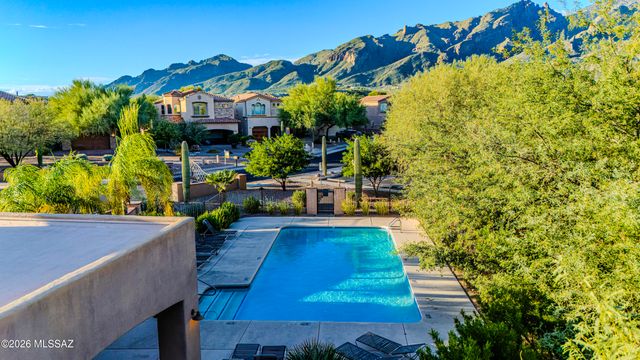 5790 N Loft Lane, Tucson, AZ 85718