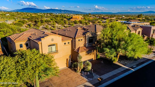 5790 N Loft Lane, Tucson, AZ 85718