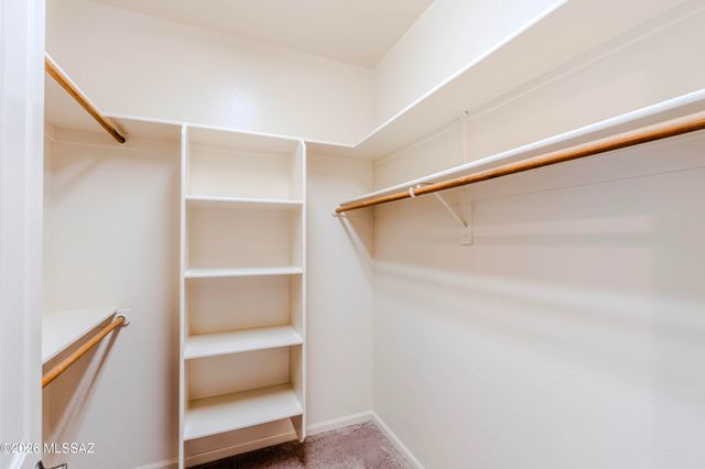 5790 N Loft Lane, Tucson, AZ 85718