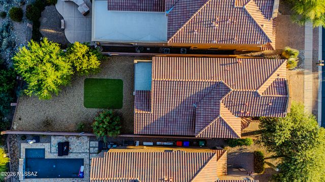 5790 N Loft Lane, Tucson, AZ 85718