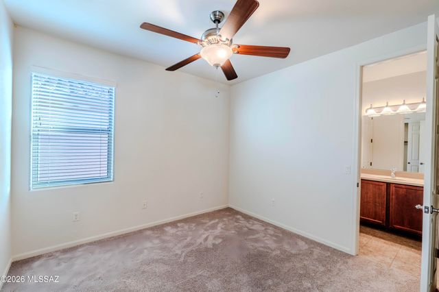 5790 N Loft Lane, Tucson, AZ 85718