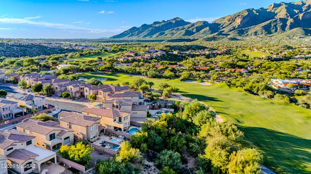 5790 N Loft Lane, Tucson, AZ 85718