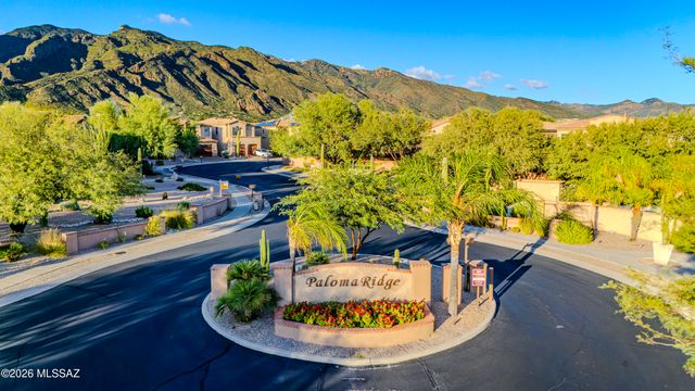 5790 N Loft Lane, Tucson, AZ 85718