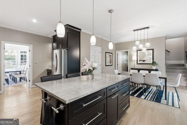 10785 Grenadier Lane, Alpharetta, GA 30022