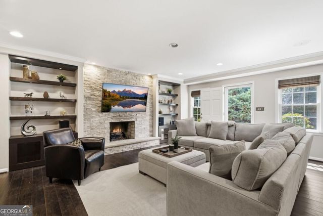 10785 Grenadier Lane, Alpharetta, GA 30022