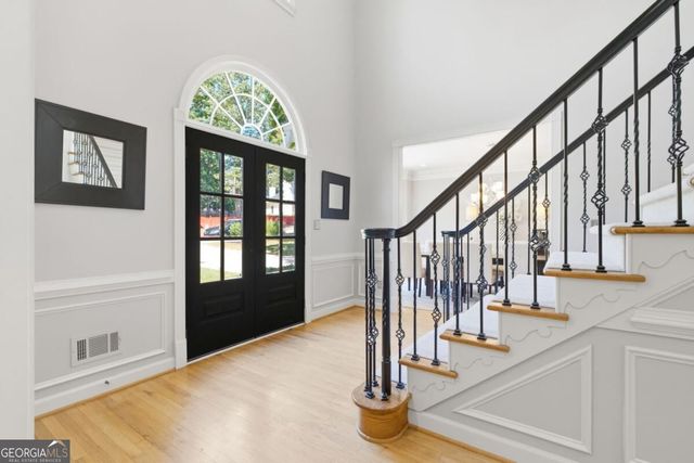 10785 Grenadier Lane, Alpharetta, GA 30022